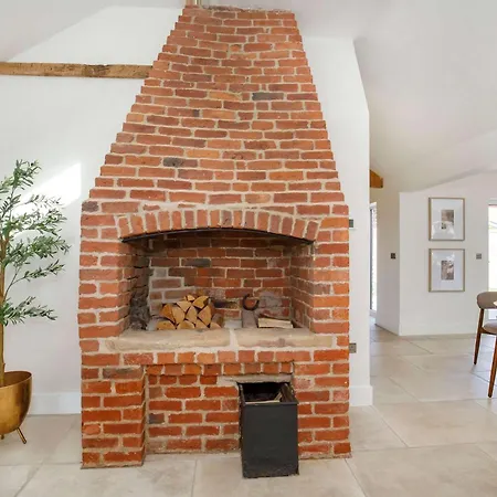 The Smithy - Luxury Barn Conversion Near Malton & York Sleeps 6 * Ryton (North Yorkshire)
