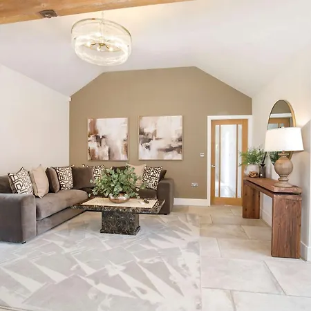 Tatil Evi The Smithy - Luxury Barn Conversion Near Malton & York Sleeps 6 Ryton (North Yorkshire)