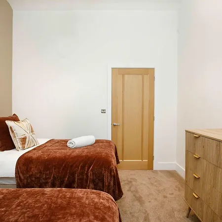 The Smithy - Luxury Barn Conversion Near Malton & York Sleeps 6