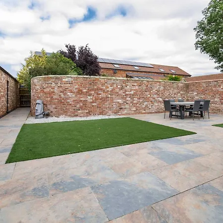 The Smithy - Luxury Barn Conversion Near Malton & York Sleeps 6 * Ryton (North Yorkshire)